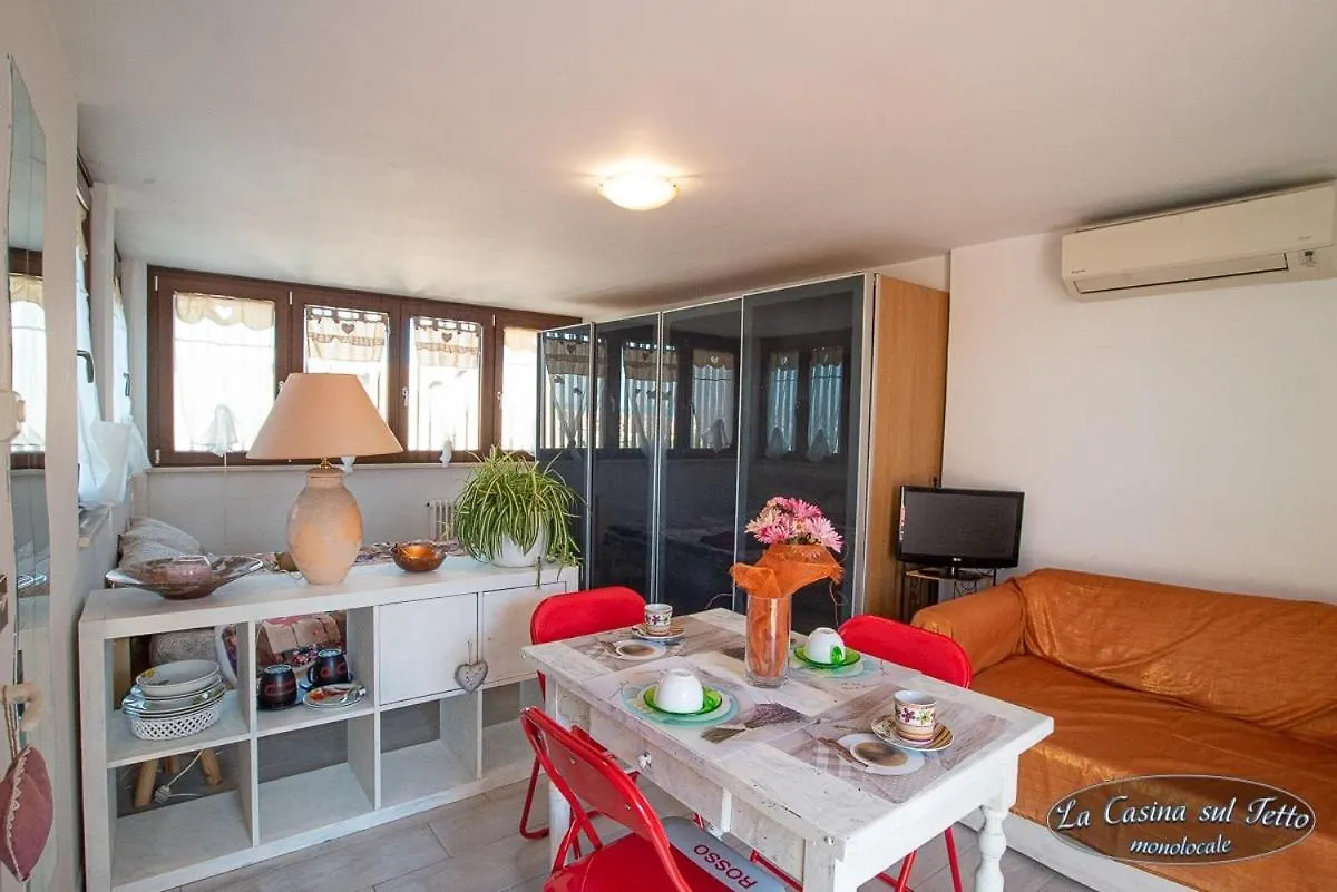 La Casina On The Roof - Studio Rome Apartment